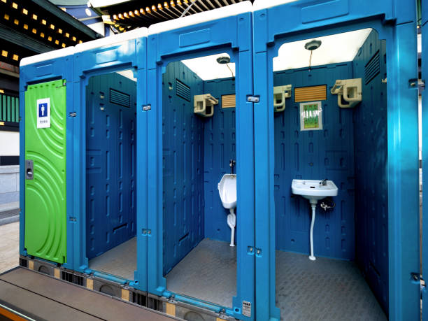 Best Luxury portable toilet rental  in Riverton, IL