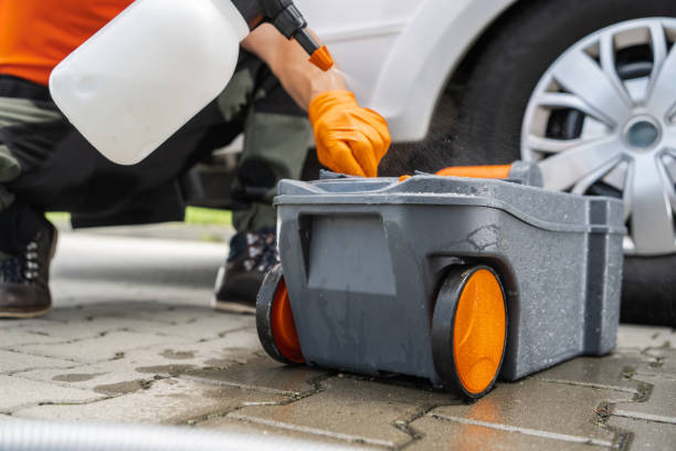 Best Porta potty delivery and setup  in Riverton, IL